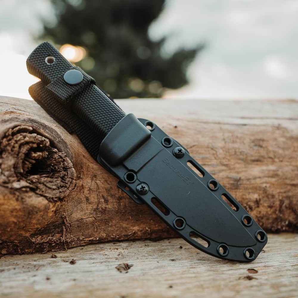 Cold Steel Master Hunter – nôž s puzdrom