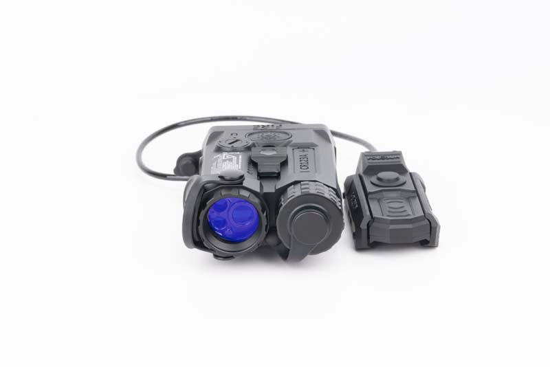 Holosun IRIS 3 – Multifunkčný laser