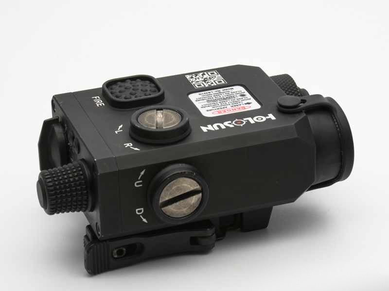 Holosun LS321 – Multifunkčný laser